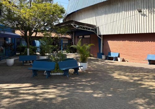 Frente do salão de jogos e frente das churrasqueiras 01 e 02